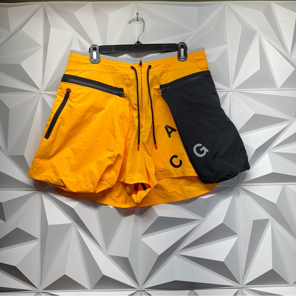 Nike Lab ACG Cargo Shorts Laser Orange AJ0986-845 Women’s Size Large L